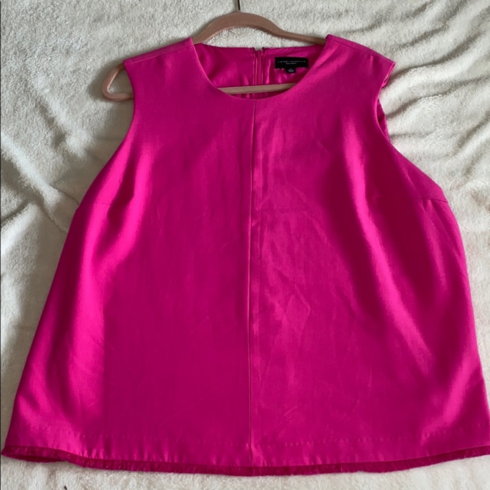 📍NWT📍Victoria Beckham x Target Neon Pink Tank